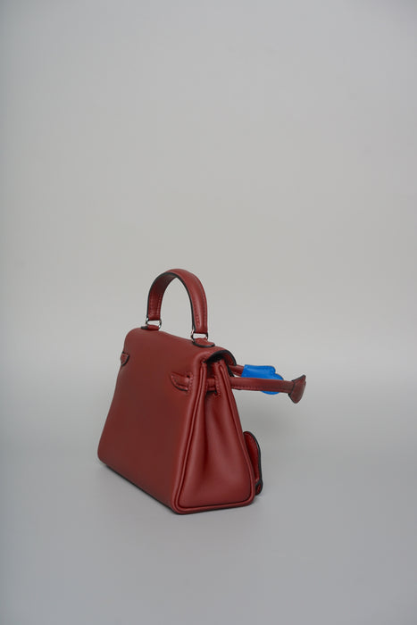 Hermes Kelly Dole in Rouge H / Zanzibar Phw (Brand New)