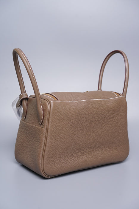 Hermes Lindy 26 in Etoupe Ghw (Brand New)