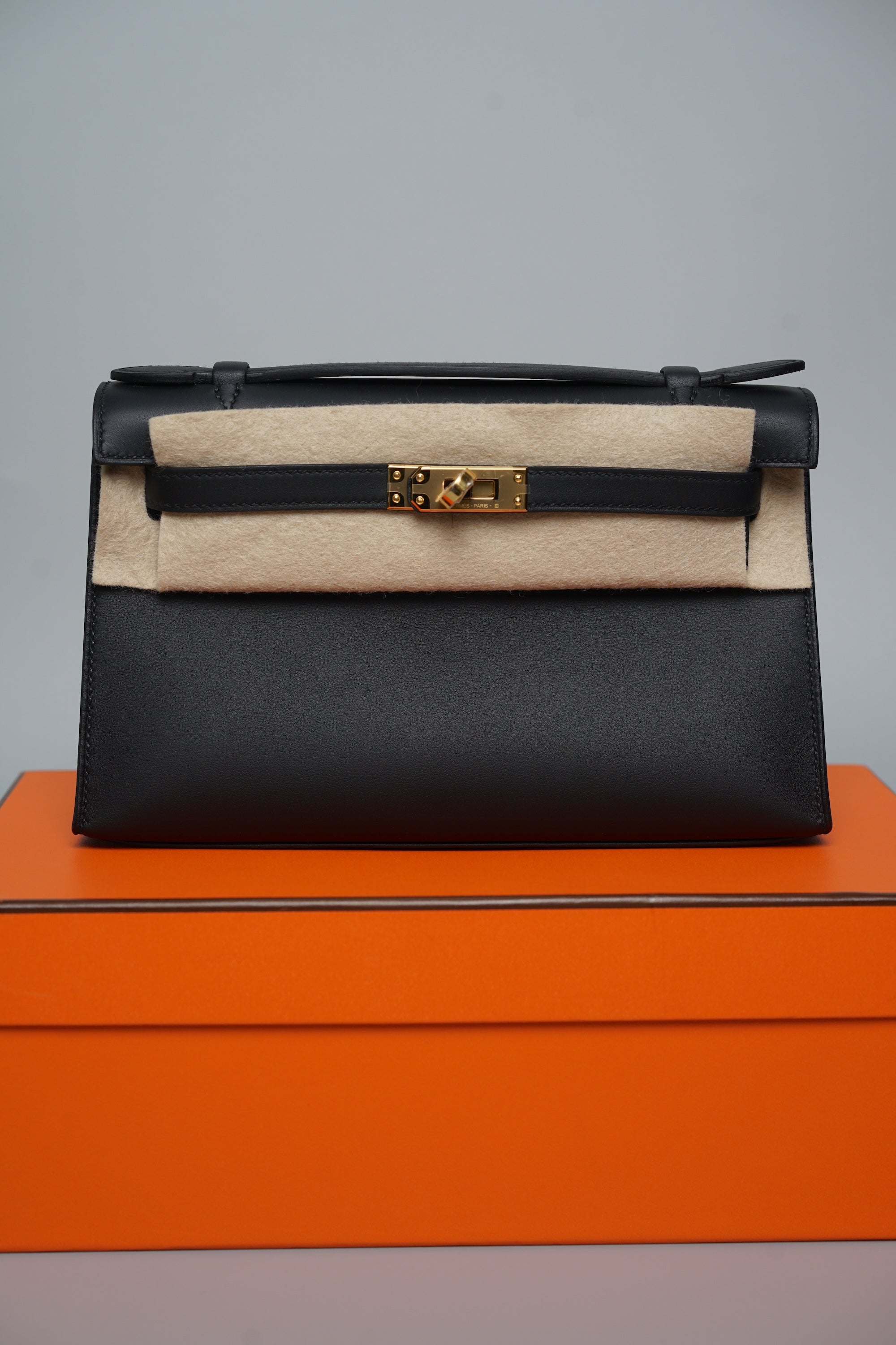 Hermes– Page 3 – orangeporter