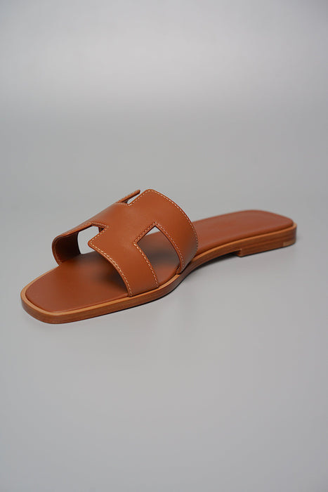 Hermes Oran Sandals in Gold Size 38.5 (Brand New)