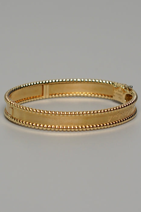 VCA Perlée signature bracelet, medium model in 18K Yellow Gold