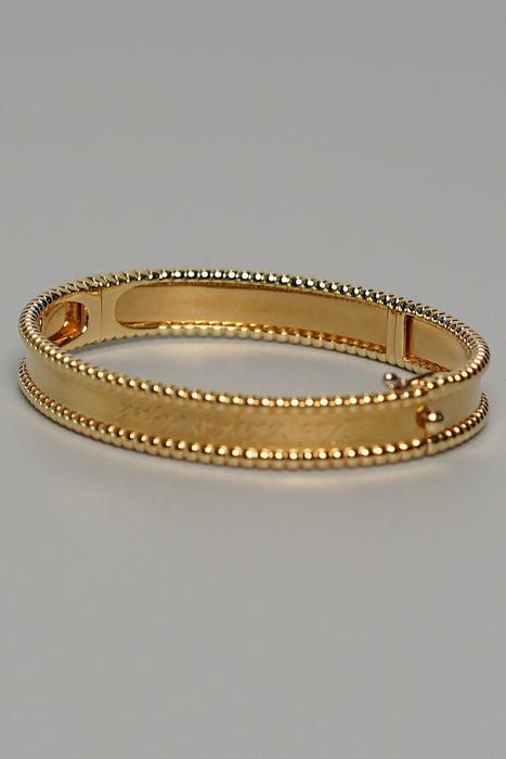 VCA Perlée signature bracelet, medium model in 18K Yellow Gold