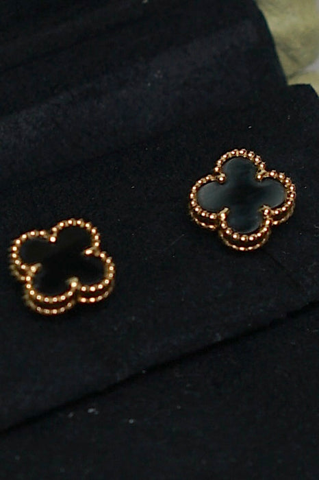 VCA Sweet Alhambra Earrings in Onyx, Yellow Gold