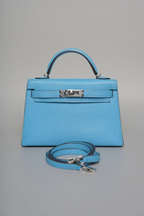 Hermes Kelly 20 in Blue Celeste Chevre Phw