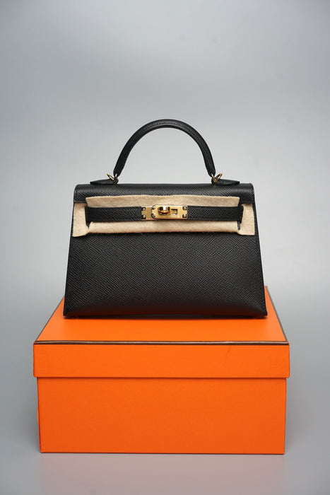 Hermes Kelly 20 in Black Ghw (Brand New)