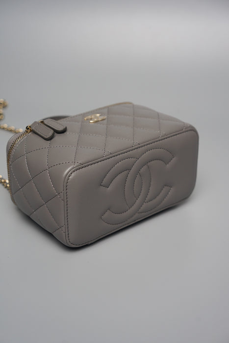 Chanel 22A Vanity in Dark Grey Lambskin (Brand New)