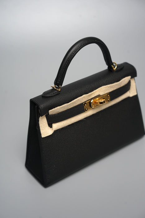 Hermes Kelly 20 in Black Ghw (Brand New)