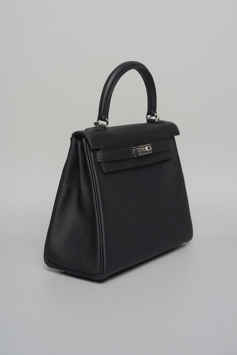 Hermes Kelly 25 in Black Togo Phw (Brand New)