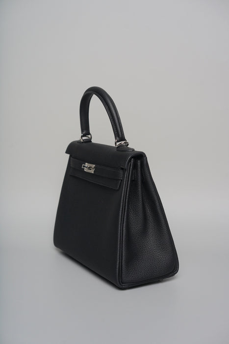 Hermes Kelly 25 in Black Togo Phw (Brand New)