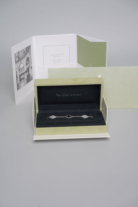 VCA Vintage Alhambra Bracelet, 5 Motifs in White Gold, Onyx