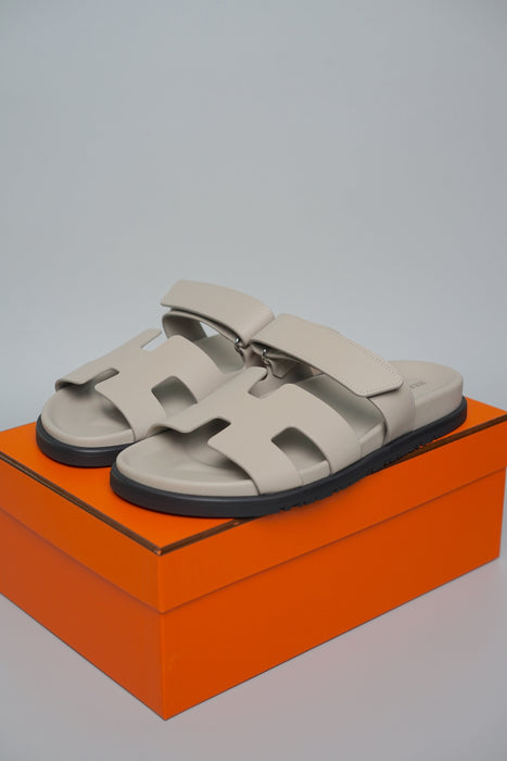 Hermes Chypre Sandals in Beige Glaise Size 39 (Brand New)