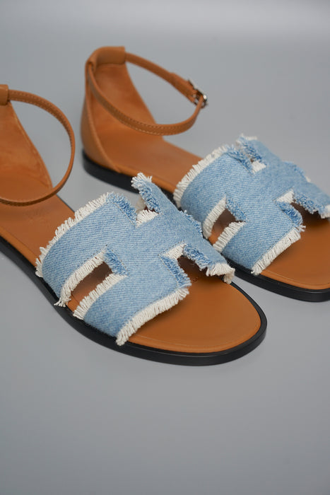 Hermes Santorini Sandal in Bleu Clair / Naturel Phw Size 35 (Brand New)