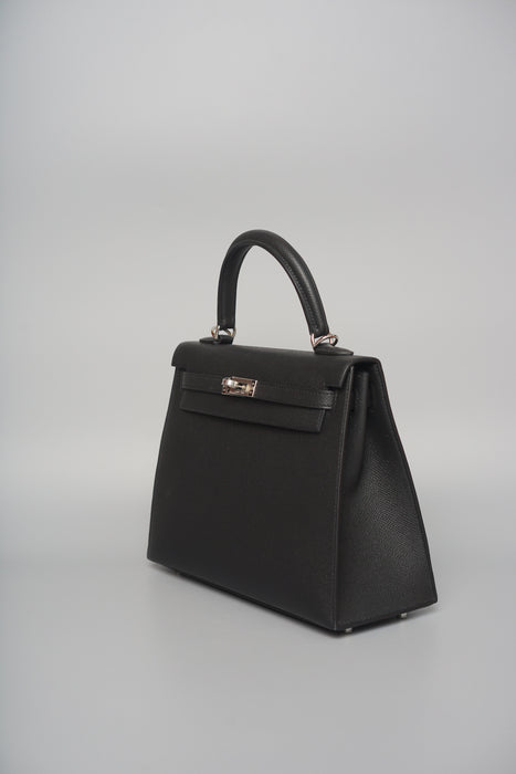 Hermes Kelly 25 in Black Epsom Ghw (Brand New)