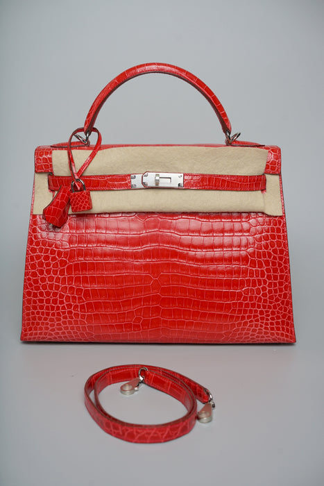 Hermes Kelly 32 in Geranium Shiny Porosus Phw