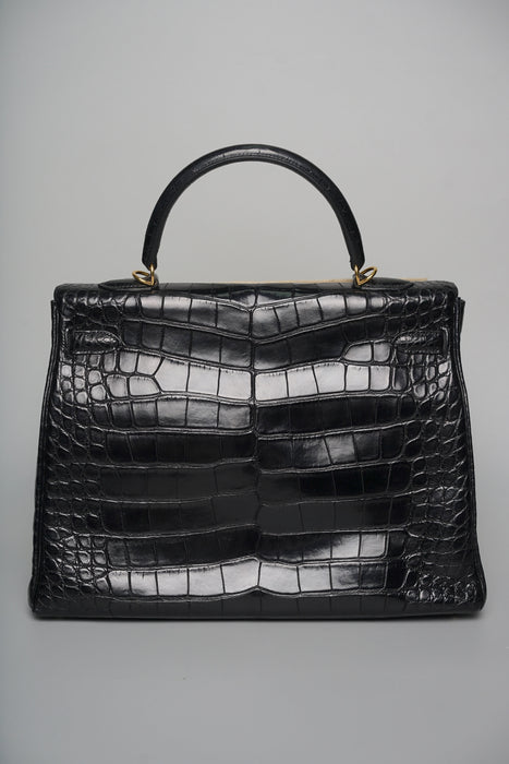 Hermes Kelly 35 in Noir Matte Alligator Ghw