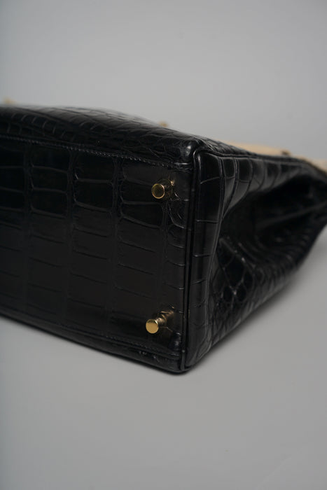 Hermes Kelly 35 in Noir Matte Alligator Ghw