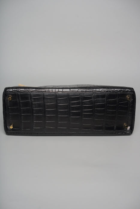 Hermes Kelly 35 in Noir Matte Alligator Ghw