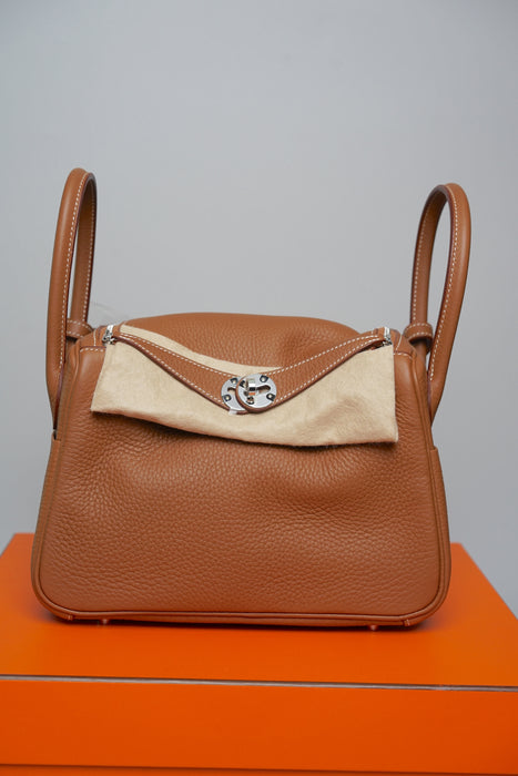 Hermes Lindy 26 in Gold Phw (Brand New)