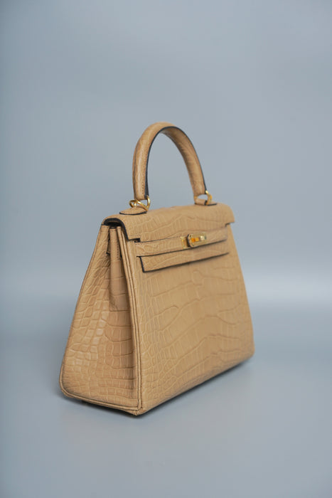 Hermes Kelly 25 in Chai Matte Alligator Ghw (Brand New)