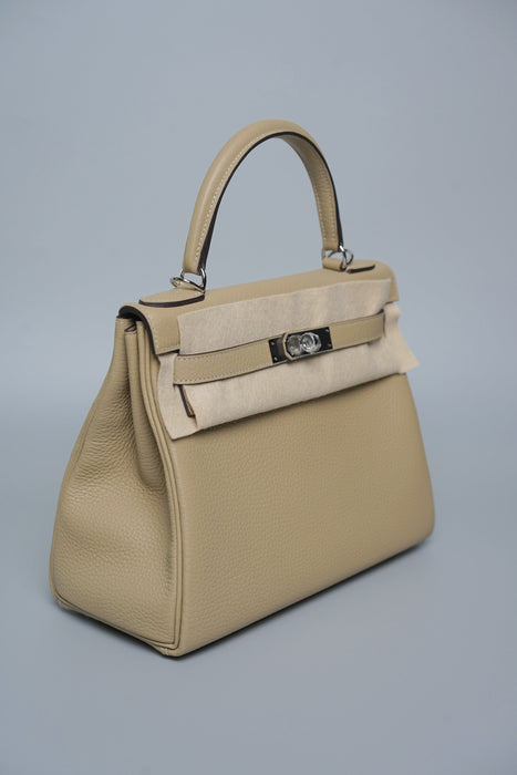 Hermes Kelly 28 in Trench Clemence Phw (Brand New)