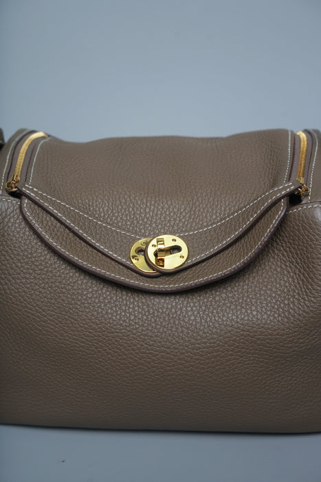 Hermes Lindy 26 in Etoupe Ghw