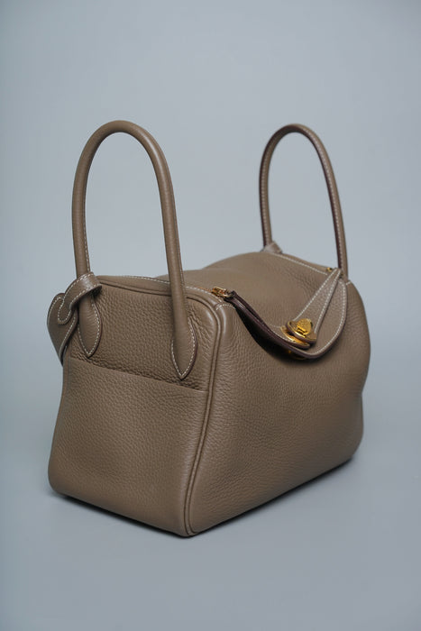 Hermes Lindy 26 in Etoupe Ghw