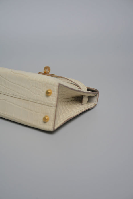 Hermes Kelly 20 in Beton Matte Croc Ghw