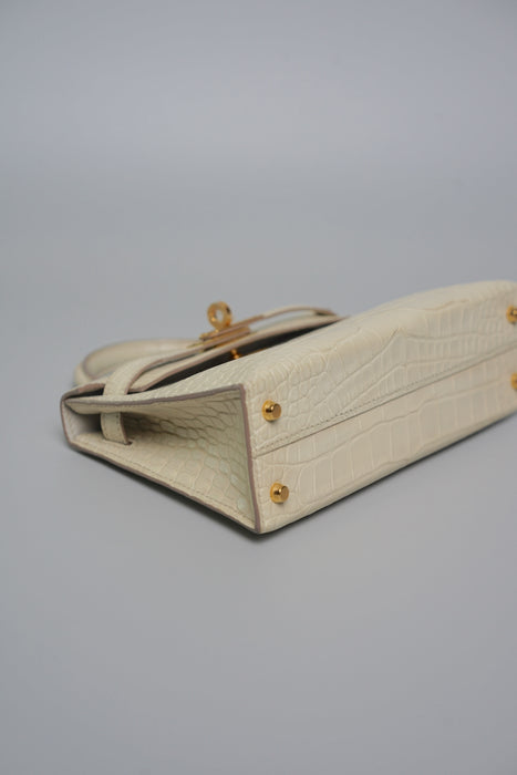 Hermes Kelly 20 in Beton Matte Croc Ghw