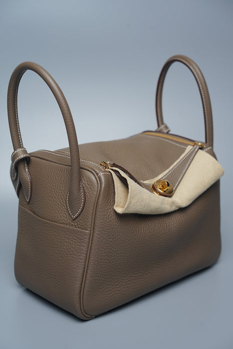 Hermes Lindy 26 in Etoupe Ghw