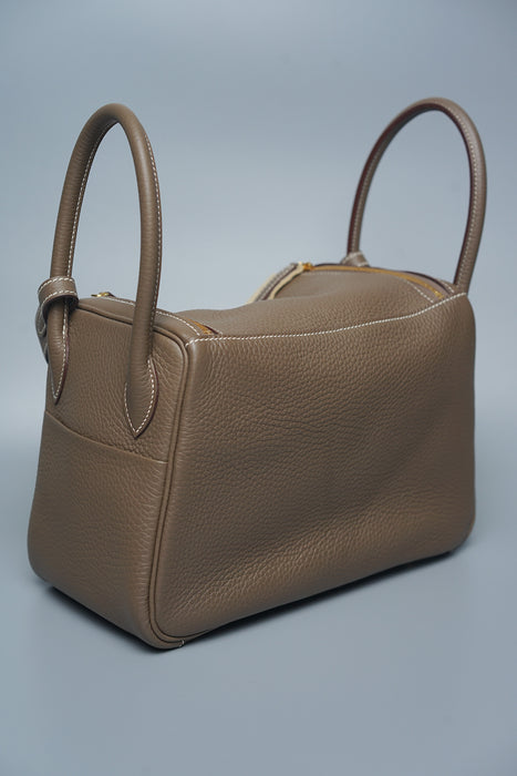 Hermes Lindy 26 in Etoupe Ghw