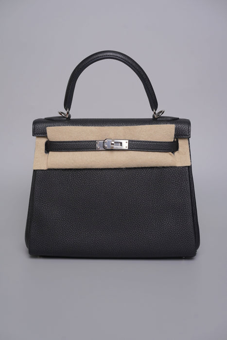 Hermes Kelly 25 in Noir Togo Phw