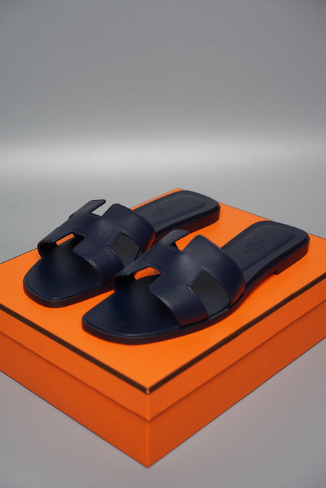 Hermes Oran Sandals in Navy (Brand New)