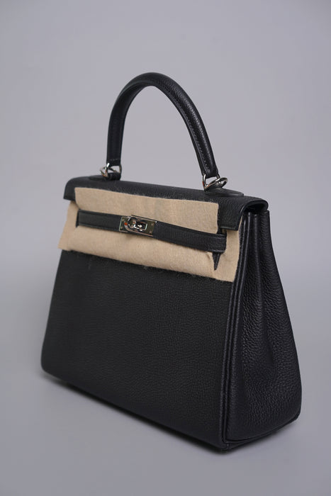 Hermes Kelly 25 in Noir Togo Phw