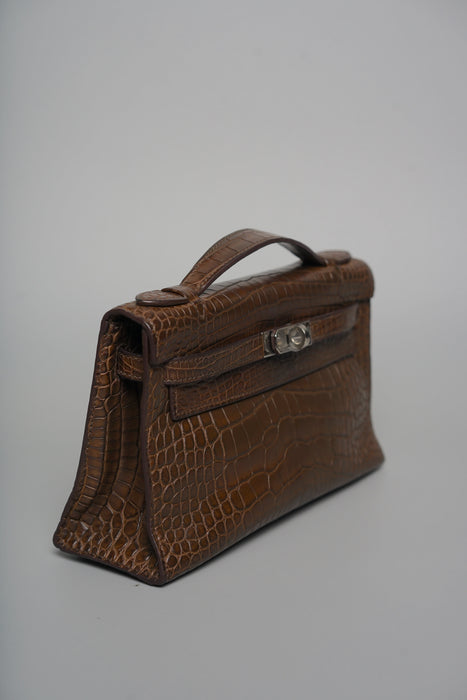 Hermes Kelly Pochette in Havana Matte Alligator Phw
