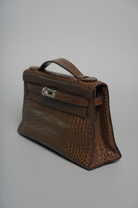 Hermes Kelly Pochette in Havana Matte Alligator Phw