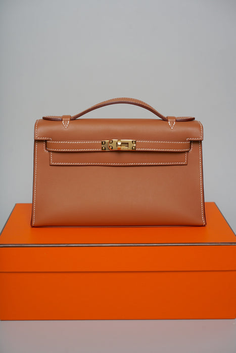 Hermes Kelly Pochette in Gold Ghw (Brand New)