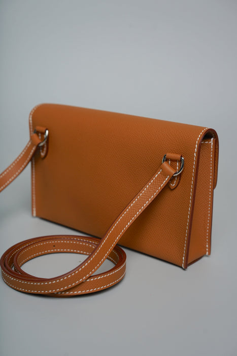 Hermes Snap Wallet in Gold Phw (Brand New)