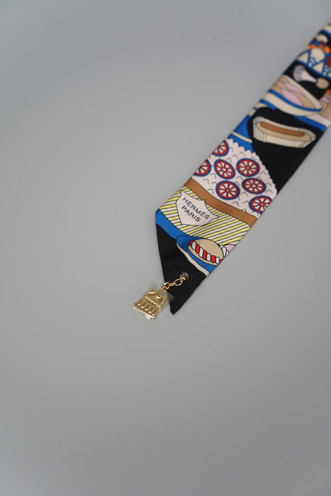 Hermes La Patisserie Francaise Charm Twilly in Noie/Blanc/Bleu