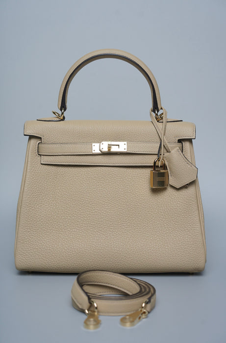 Hermes Kelly 25 in Trench Togo Permabrass (Brand New)