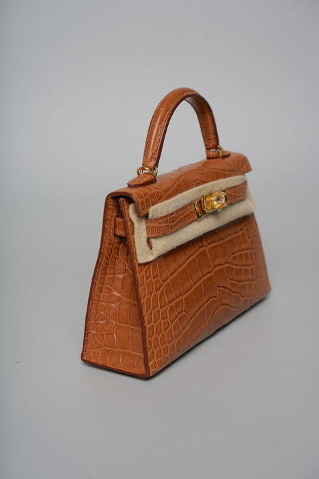 Hermes Kelly 20 in Gold Matte Alligator Ghw (Brand New)