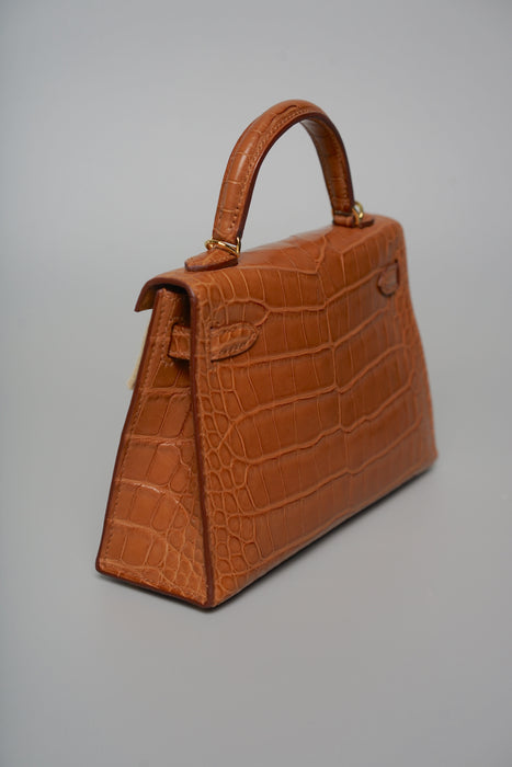 Hermes Kelly 20 in Gold Matte Alligator Ghw (Brand New)