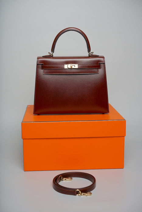 Hermes Kelly 25 in Terre Box Permabrass (Brand New)