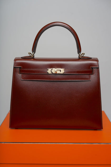 Hermes Kelly 25 in Terre Box Permabrass (Brand New)