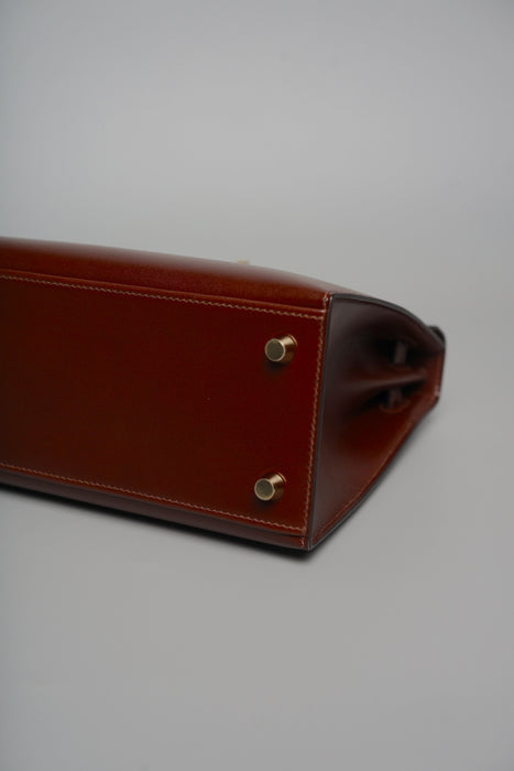 Hermes Kelly 25 in Terre Box Permabrass (Brand New)