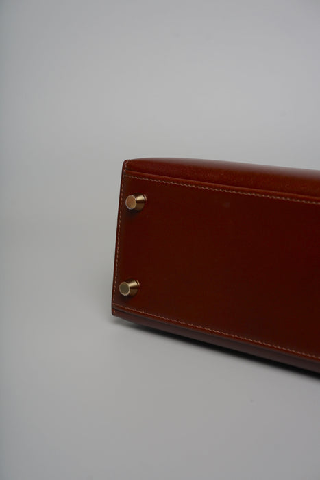 Hermes Kelly 25 in Terre Box Permabrass (Brand New)