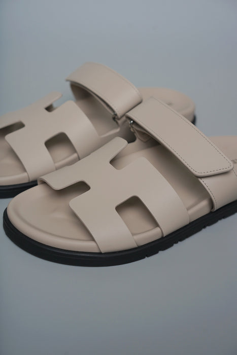 Hermes Chypre Sandals in Beige Size 39 (Brand New)