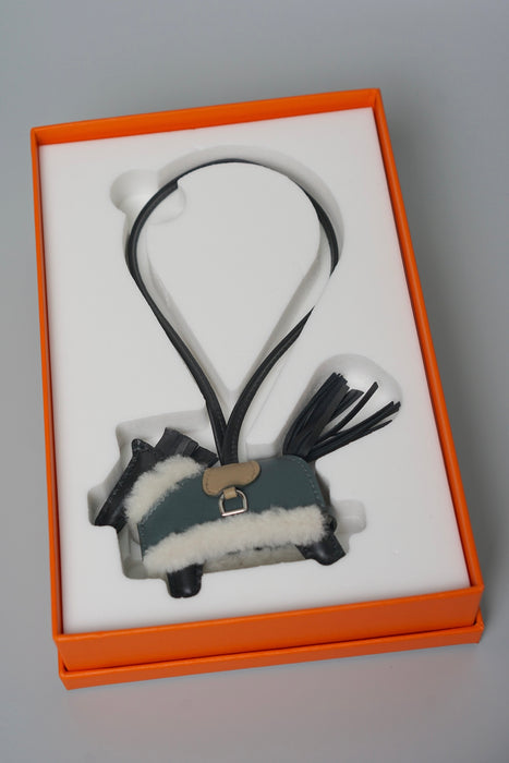 Hermes Rodeo Robeo Plush pm (Brand New)