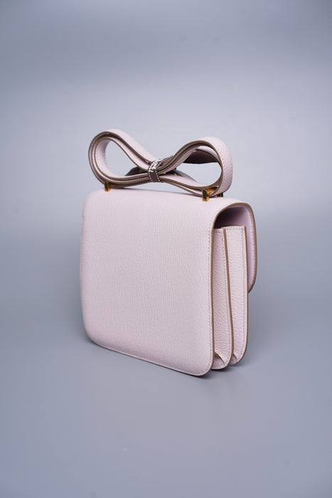 Hermes Constance 18 in Mauve Pale Chevre Rghw