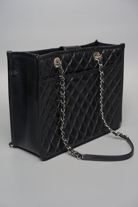 Chanel Black Distressed Calfskin Tote in Shw