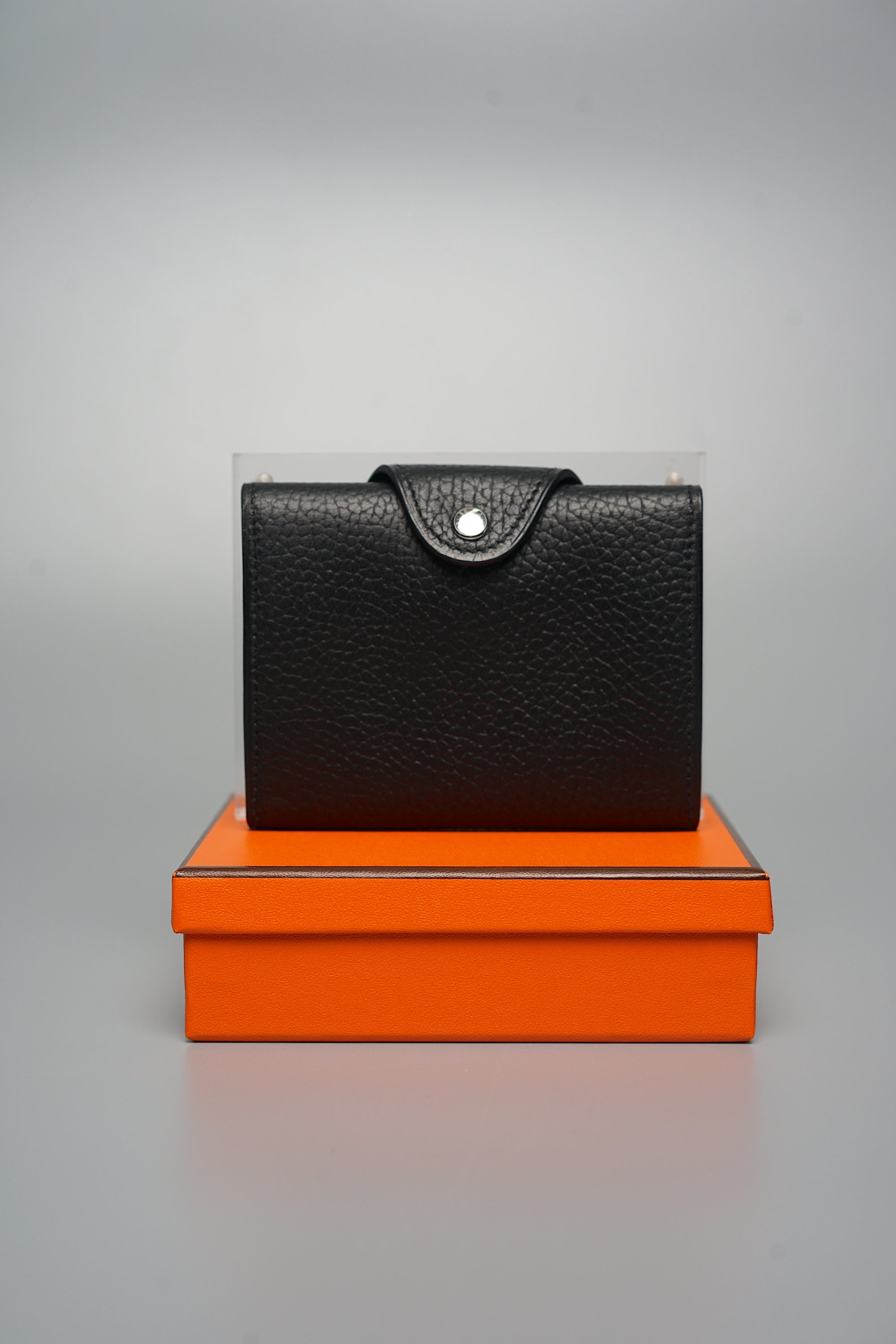 Hermes Iliade Compact Card Holder in Noir Phw (Brand New